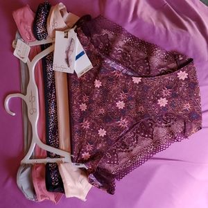 Jessica Simpson Ultra Flirty Bikini Fit